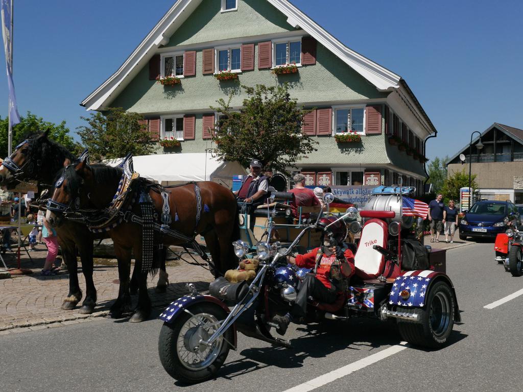 Hotel Bergblick Scheidegg Bagian luar foto
